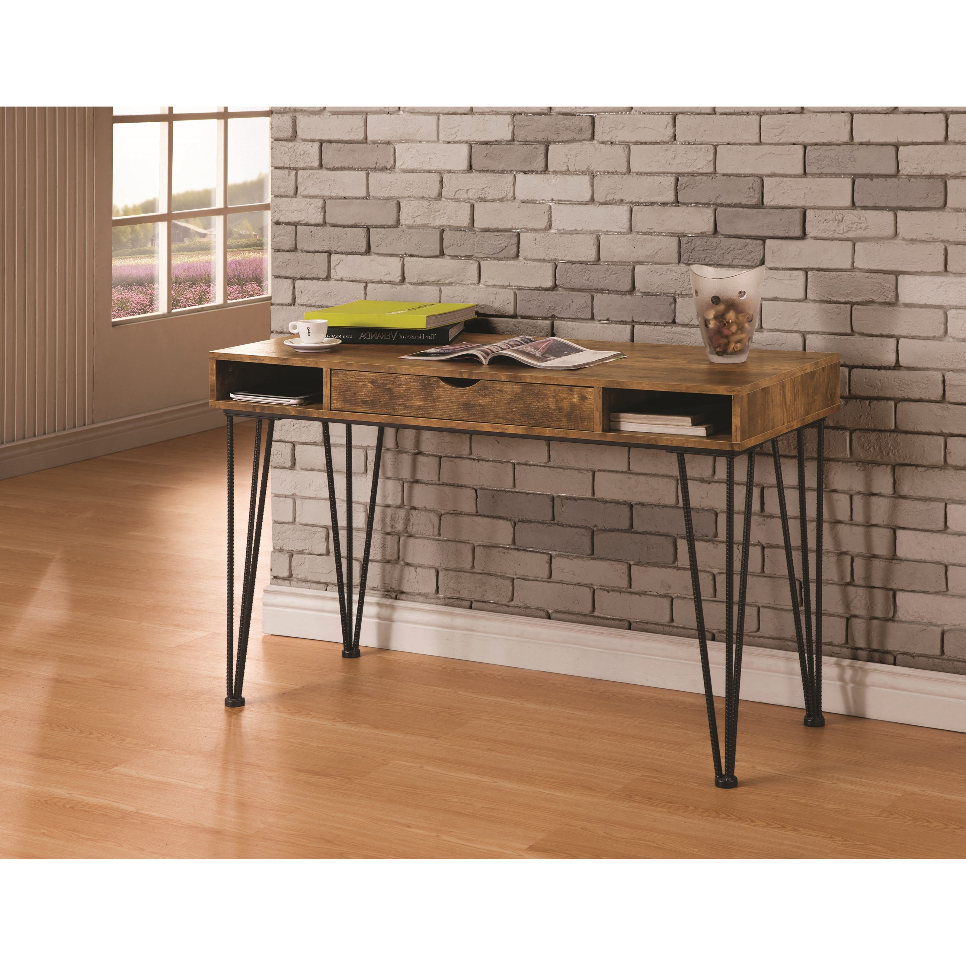 Leaning online writing desk